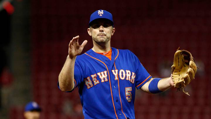 Sep 24, 2015; Cincinnati, OH, USA; New York Mets third baseman David Wright (5) looks to fans in the ninth inning against the Cincinnati Reds at Great American Ball Park. The Mets won 6-4. Mandatory Credit: David Kohl-USA TODAY Sports Sep 24, 2015; Cincinnati, OH, USA; New York Mets third baseman David Wright (5) looks to fans in the ninth inning against the Cincinnati Reds at Great American Ball Park. The Mets won 6-4. Mandatory Credit: David Kohl-USA TODAY Sports