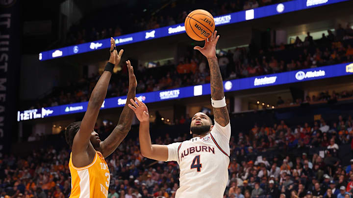 Auburn v Tennessee