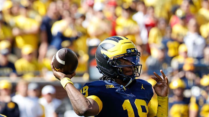 Michigan Wolverines quarterback Bryce Underwood