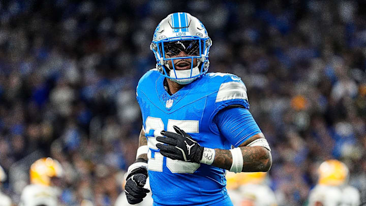 Detroit Lions safety Jamal Adams (25) runs off the field after a play against Green Bay Packers during the first half at Ford Field in Detroit on Thursday, Dec. 5, 2024.