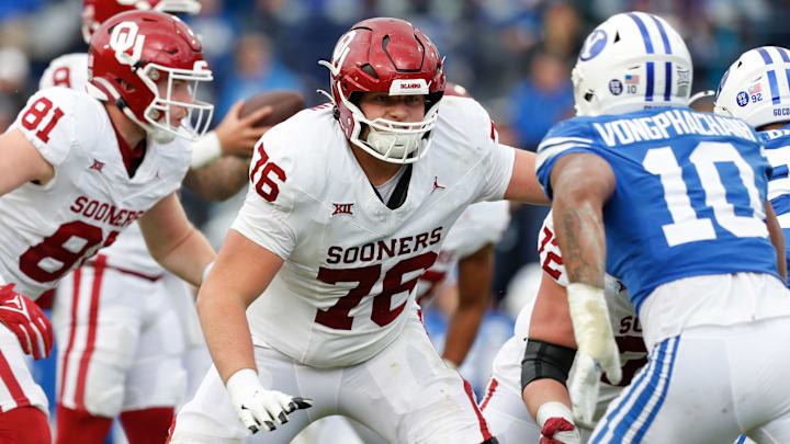Oklahoma v Brigham Young. Oklahoma Sooners offensive tackle Jacob Sexton (#76)