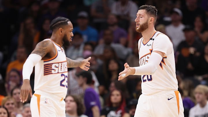 Los Angeles Lakers v Phoenix Suns