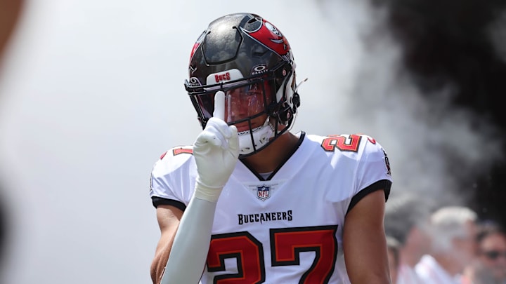 Sep 22, 2024; Tampa, Florida, USA; Tampa Bay Buccaneers cornerback Zyon McCollum (27) runs out of the tunnel during the first quarter against the Denver Broncos at Raymond James Stadium. Mandatory Credit: Kim Klement Neitzel-Imagn Images
