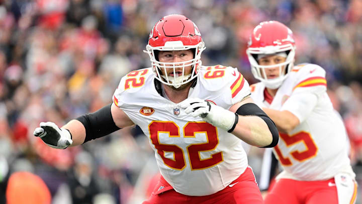 Kansas City Chiefs guard Joe Thuney
