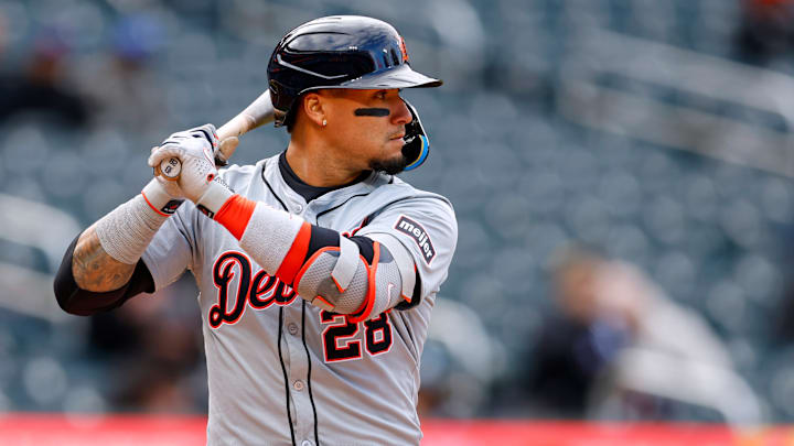 Báez batea para apenas .141 en la temporada