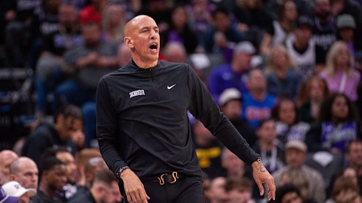 Jan 19, 2025; Sacramento, California, USA; Sacramento Kings interim head coach Doug Christie calls out to his team during the fourth quarter of the game against the Washington Wizards at Golden 1 Center. Mandatory Credit: Ed Szczepanski-Imagn Images