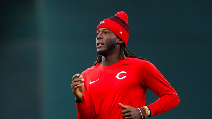 Apr 26, 2024; Arlington, Texas, USA; Cincinnati Reds shortstop Elly De La Cruz (44) on the field Apr 26, 2024; Arlington, Texas, USA; Cincinnati Reds shortstop Elly De La Cruz (44) on the field