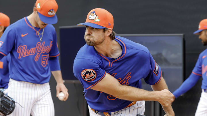Feb 17, 2026; Port St. Lucie, FL, USA;  New York Mets pitcher Clay Holmes (35) throws a pitch during the New York Mets spring training workouts at Clover Park. Mandatory Credit: Reinhold Matay-Imagn Images