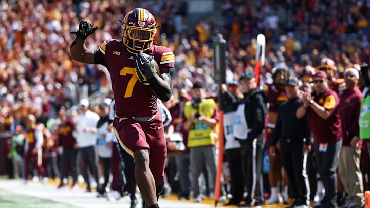 Sep 6, 2025; Minneapolis, Minnesota, USA; Minnesota Golden Gophers wide receiver Legend Lyons (7) runs for a touchdown against the Northwestern State Demons during the second quarter at Huntington Bank Stadium. Mandatory Credit: Matt Krohn-Imagn Images Sep 6, 2025; Minneapolis, Minnesota, USA; Minnesota Golden Gophers wide receiver Legend Lyons (7) runs for a touchdown against the Northwestern State Demons during the second quarter at Huntington Bank Stadium. Mandatory Credit: Matt Krohn-Imagn Images
