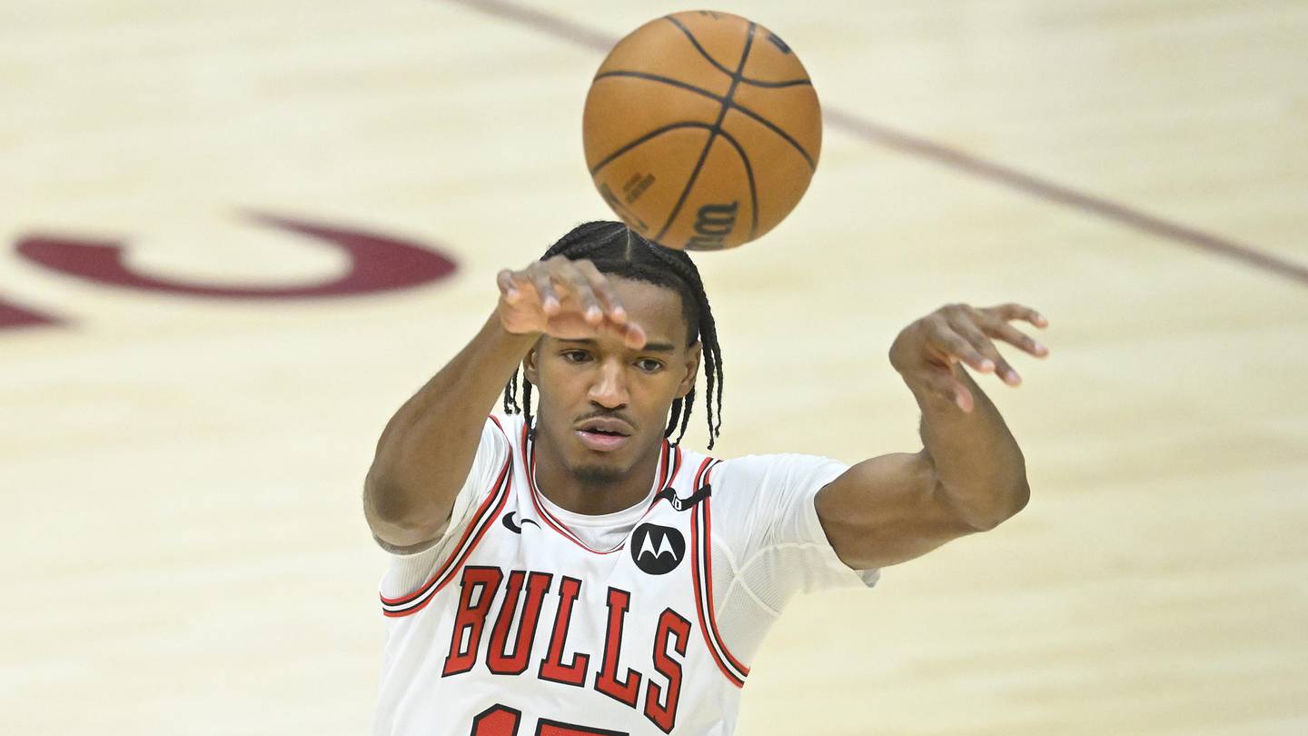 Bulls Clash with Heat in High-Stakes Play-In Showdown