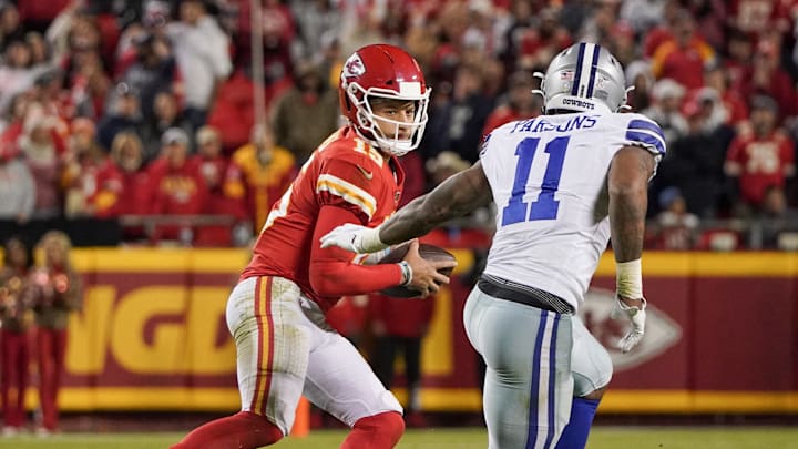 Kansas City Chiefs quarterback Patrick Mahomes looks to pass as Dallas Cowboys outside linebacker Micah Parsons Kansas City Chiefs quarterback Patrick Mahomes looks to pass as Dallas Cowboys outside linebacker Micah Parsons