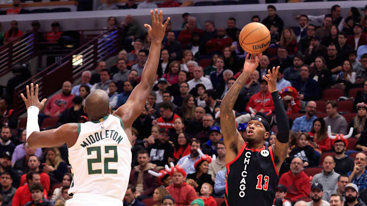 Milwaukee Bucks v Chicago Bulls