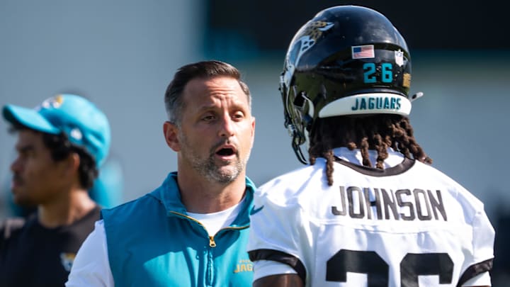 Jacksonville Jaguars defensive coordinator Anthony Campanile coaches up Jacksonville Jaguars safety Antonio Johnson (26) during the Jacksonville Jaguars’ third mandatory minicamp Thursday June 12, 2025 at the Miller Electric Center in Jacksonville, Fla. [Doug Engle/Florida Times-Union]