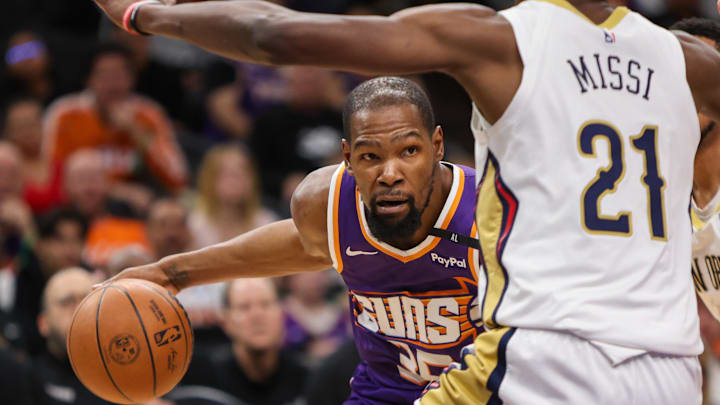 The Suns are significant home favorites to the Suns on Friday night.