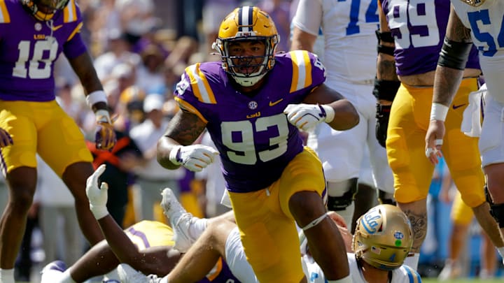 UCLA v LSU
