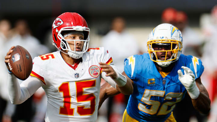 Kansas City Chiefs v Los Angeles Chargers Kansas City Chiefs v Los Angeles Chargers