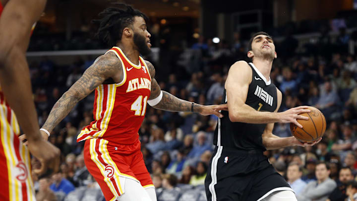 Mar 8, 2024; Memphis, Tennessee, USA; Memphis Grizzlies forward-center Santi Aldama (7) drives to Mar 8, 2024; Memphis, Tennessee, USA; Memphis Grizzlies forward-center Santi Aldama (7) drives to