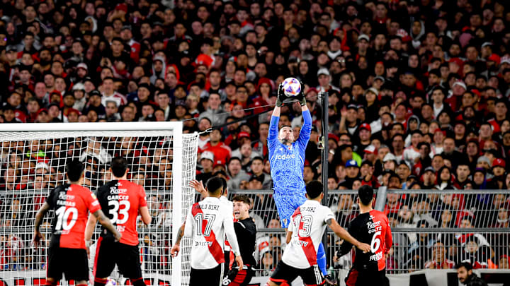 River Plate v Colon - Liga Profesional Argentina