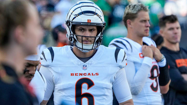 Cincinnati Bengals quarterback Jake Browning (6) prepares to play the final minutes in the game after quarterback Joe Burrow (9) throw an interception during the NFL Week 8 matchup at Paycor Stadium on Sunday October 27, 2024. The Bengals lost 37-17 and remain winless at home.