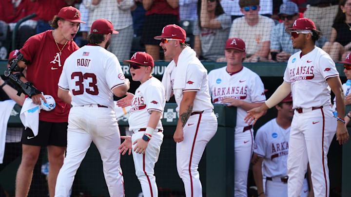 Arkansas Razorbacks vs. Tennessee Volunteers: Fayetteville Super Regional Game 1