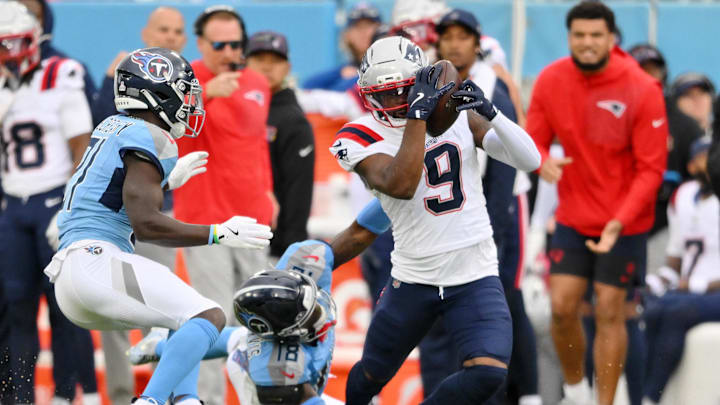 Oct 19, 2025; Nashville, Tennessee, USA; New England Patriots wide receiver Kayshon Boutte (9) runs with the ball against Tennessee Titans cornerback Jalyn Armour-Davis (18) during the first half at Nissan Stadium. Mandatory Credit: Steve Roberts-Imagn Images Oct 19, 2025; Nashville, Tennessee, USA; New England Patriots wide receiver Kayshon Boutte (9) runs with the ball against Tennessee Titans cornerback Jalyn Armour-Davis (18) during the first half at Nissan Stadium. Mandatory Credit: Steve Roberts-Imagn Images