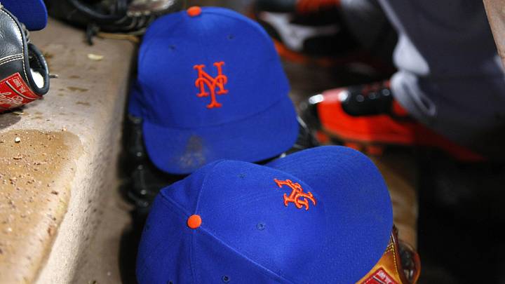 Sep 10, 2015; Atlanta, GA, USA; Detailed view of New York Mets hats in the dugout against the Atlanta Braves in the sixth inning at Turner Field. Mandatory Credit: Brett Davis-Imagn Images Sep 10, 2015; Atlanta, GA, USA; Detailed view of New York Mets hats in the dugout against the Atlanta Braves in the sixth inning at Turner Field. Mandatory Credit: Brett Davis-Imagn Images