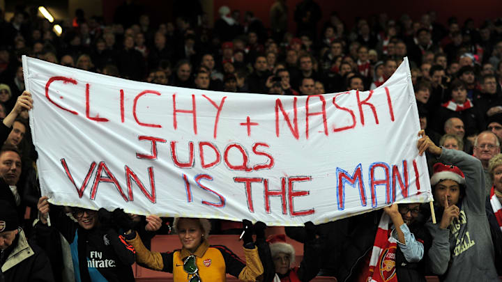 Les supporteurs d'Arsenal en colère à l'Emirates Stadium