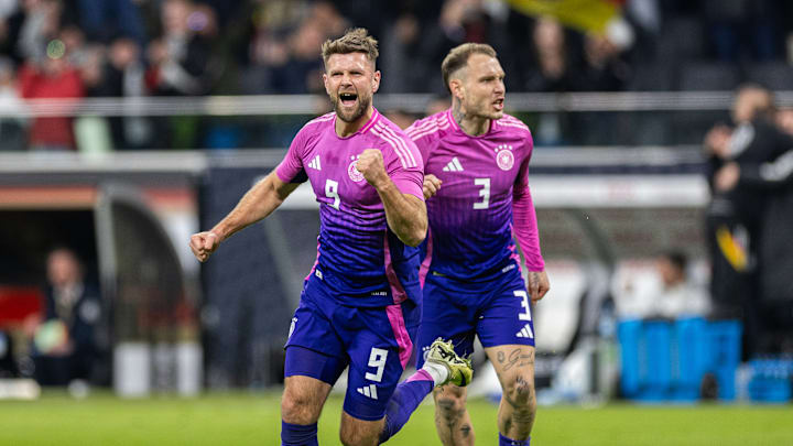 Füllkrug bejubelt seinen Siegtreffer