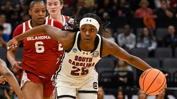 Mar 28, 2026; Sacramento, CA, USA; South Carolina Gamecocks guard Raven Johnson (25) pushes the ball up the court against the Oklahoma Sooners during the second quarter in the Sweet Sixteen game of the Sacramento Regional 4 of the women's 2026 NCAA Tournament at Golden 1 Center. Mandatory Credit: Ed Szczepanski-Imagn Images