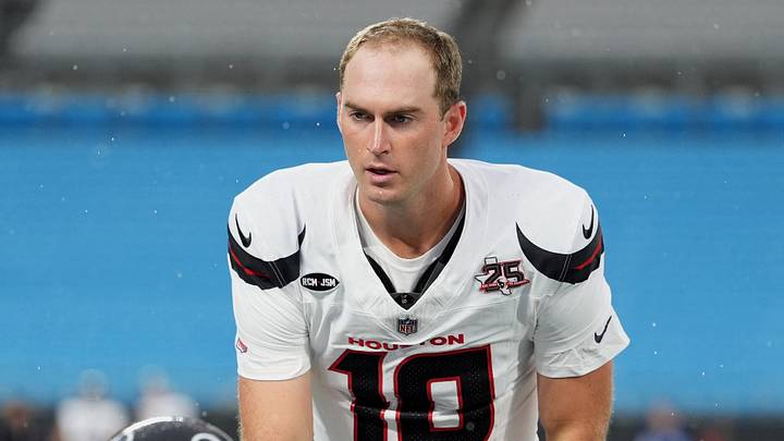 Houston Texans quarterback Davis Mills