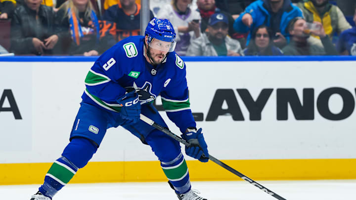 New York Islanders v Vancouver Canucks