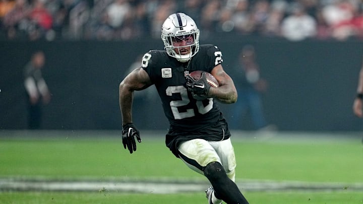 Kansas City Chiefs v Las Vegas Raiders
