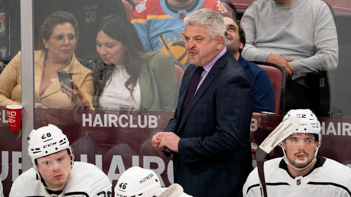 Jan 27, 2023; Sunrise, Florida, USA; Los Angeles Kings head coach Todd McLellan looks on during the second period against the Florida Panthers at FLA Live Arena. Mandatory Credit: Jason Mowry-Imagn Images Jan 27, 2023; Sunrise, Florida, USA; Los Angeles Kings head coach Todd McLellan looks on during the second period against the Florida Panthers at FLA Live Arena. Mandatory Credit: Jason Mowry-Imagn Images