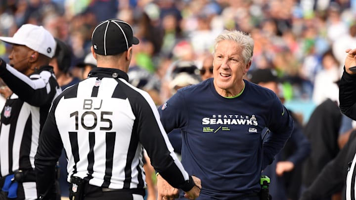 Dec 24, 2023; Nashville, Tennessee, USA; Seattle Seahawks head coach Pete Carroll talks with back
