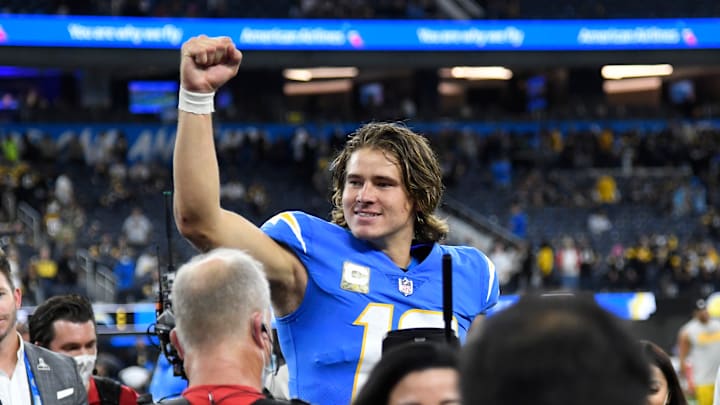 Pittsburgh Steelers v Los Angeles Chargers