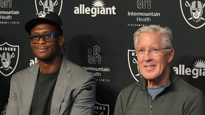 Las Vegas Raiders Introduce Geno Smith