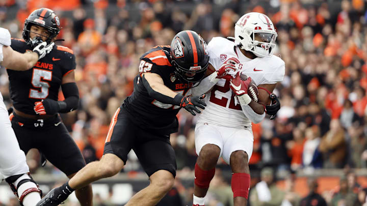 Nov 11, 2023; Corvallis, Oregon, USA; Oregon State Beavers linebacker Cory Stover (82) sacks