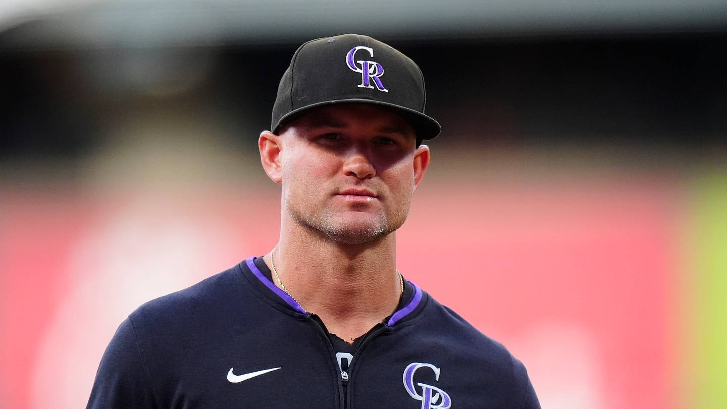 Rockies Have Low-Risk Free Agent Option With Boston Red Sox Left-Hander