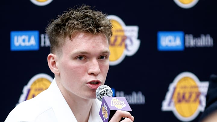 Knecht fue la escogencia de primera ronda de los Lakers