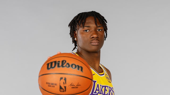 Los Angeles Lakers, Adou Thiero Los Angeles Lakers, Adou Thiero