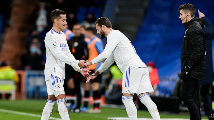 Lucas Vázquez y Nacho Fernández, dos jugadores que necesitan un refuerzo Lucas Vázquez y Nacho Fernández, dos jugadores que necesitan un refuerzo