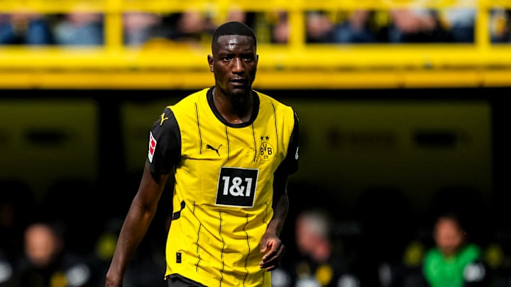 Borussia Dortmund v Holstein Kiel - Bundesliga