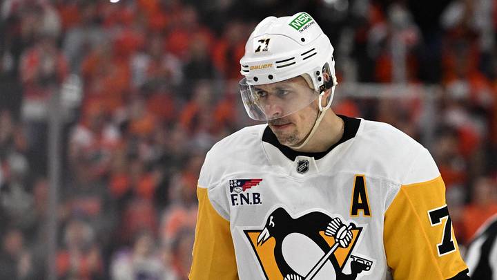 Apr 22, 2026; Philadelphia, Pennsylvania, USA; (Editors Notes: Caption Correction) Pittsburgh Penguins center Evgeni Malkin (71) skates off the ice after loss to the Philadelphia Flyers in game three of the first round of the 2026 Stanley Cup Playoffs at Xfinity Mobile Arena. Mandatory Credit: Eric Hartline-Imagn Images