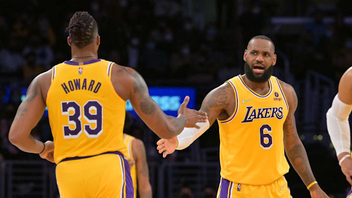 Jan 17, 2022; Los Angeles, California, USA; Los Angeles Lakers center Dwight Howard (39) is met by Los Angeles Lakers forward LeBron James (6) in the first half of the game against the Utah Jazz at Crypto.com Arena. Mandatory Credit: Jayne Kamin-Oncea-Imagn Images Jan 17, 2022; Los Angeles, California, USA; Los Angeles Lakers center Dwight Howard (39) is met by Los Angeles Lakers forward LeBron James (6) in the first half of the game against the Utah Jazz at Crypto.com Arena. Mandatory Credit: Jayne Kamin-Oncea-Imagn Images