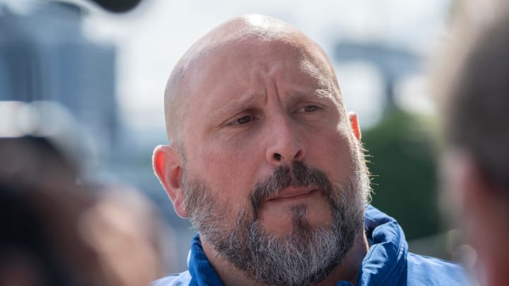 New YOrk Giants offensive Line Coach Carmen Bricillo 