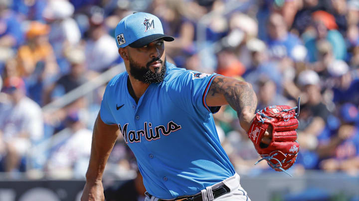 Feb 23, 2025; Port St. Lucie, Florida, USA; Miami Marlins pitcher Sandy Alcantara (22) throws during the first inning against the New York Mets at Clover Park. Mandatory Credit: Reinhold Matay-Imagn Images Feb 23, 2025; Port St. Lucie, Florida, USA; Miami Marlins pitcher Sandy Alcantara (22) throws during the first inning against the New York Mets at Clover Park. Mandatory Credit: Reinhold Matay-Imagn Images
