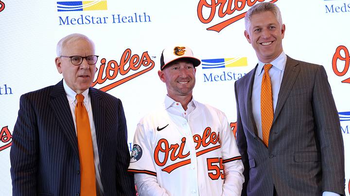 Nov 4, 2025; Baltimore, MD, USA; From left to right: Baltimore Orioles Owner David Rubenstein, Baltimore Orioles Manager Craig Albernaz and President of Baseball Operations Mike Elias pose for a photo during a press conference at Warehouse Bar. Mandatory Credit: Daniel Kucin Jr.-Imagn Images Nov 4, 2025; Baltimore, MD, USA; From left to right: Baltimore Orioles Owner David Rubenstein, Baltimore Orioles Manager Craig Albernaz and President of Baseball Operations Mike Elias pose for a photo during a press conference at Warehouse Bar. Mandatory Credit: Daniel Kucin Jr.-Imagn Images