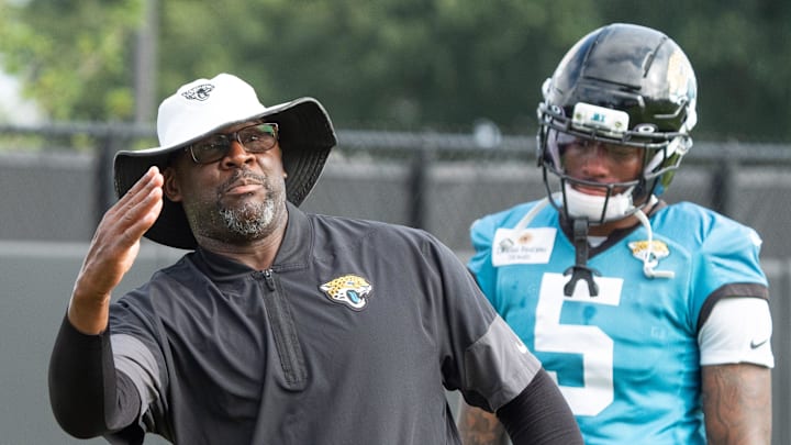 Jacksonville Jaguars Wide Receivers Coach Edgar Bennett coaches during the Jaguar’s 12th NFL training camp session at the Miller Electric Center, Thursday, Aug. 7, 2025, in Jacksonville, Fla. [Doug Engle/Florida Times-Union]
