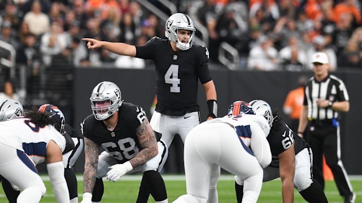 Denver Broncos v Las Vegas Raiders