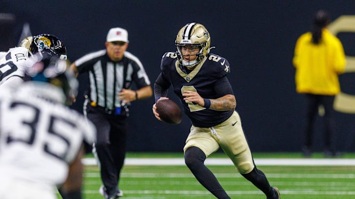 Aug 17, 2025; New Orleans, Louisiana, USA; New Orleans Saints quarterback Spencer Rattler (2) scrambles out the pocket against Jacksonville Jaguars during the second half at Caesars Superdome. Mandatory Credit: Stephen Lew-Imagn Images Aug 17, 2025; New Orleans, Louisiana, USA; New Orleans Saints quarterback Spencer Rattler (2) scrambles out the pocket against Jacksonville Jaguars during the second half at Caesars Superdome. Mandatory Credit: Stephen Lew-Imagn Images